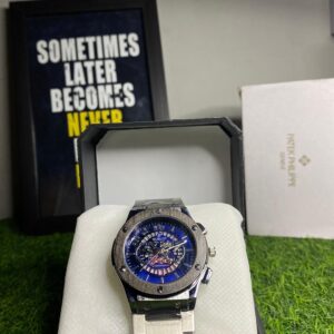 This elegant Hublot watch features a striking blue dial with a detailed chronograph design. The stainless steel case and strap give it a premium feel, making it perfect for both everyday wear and special occasions.